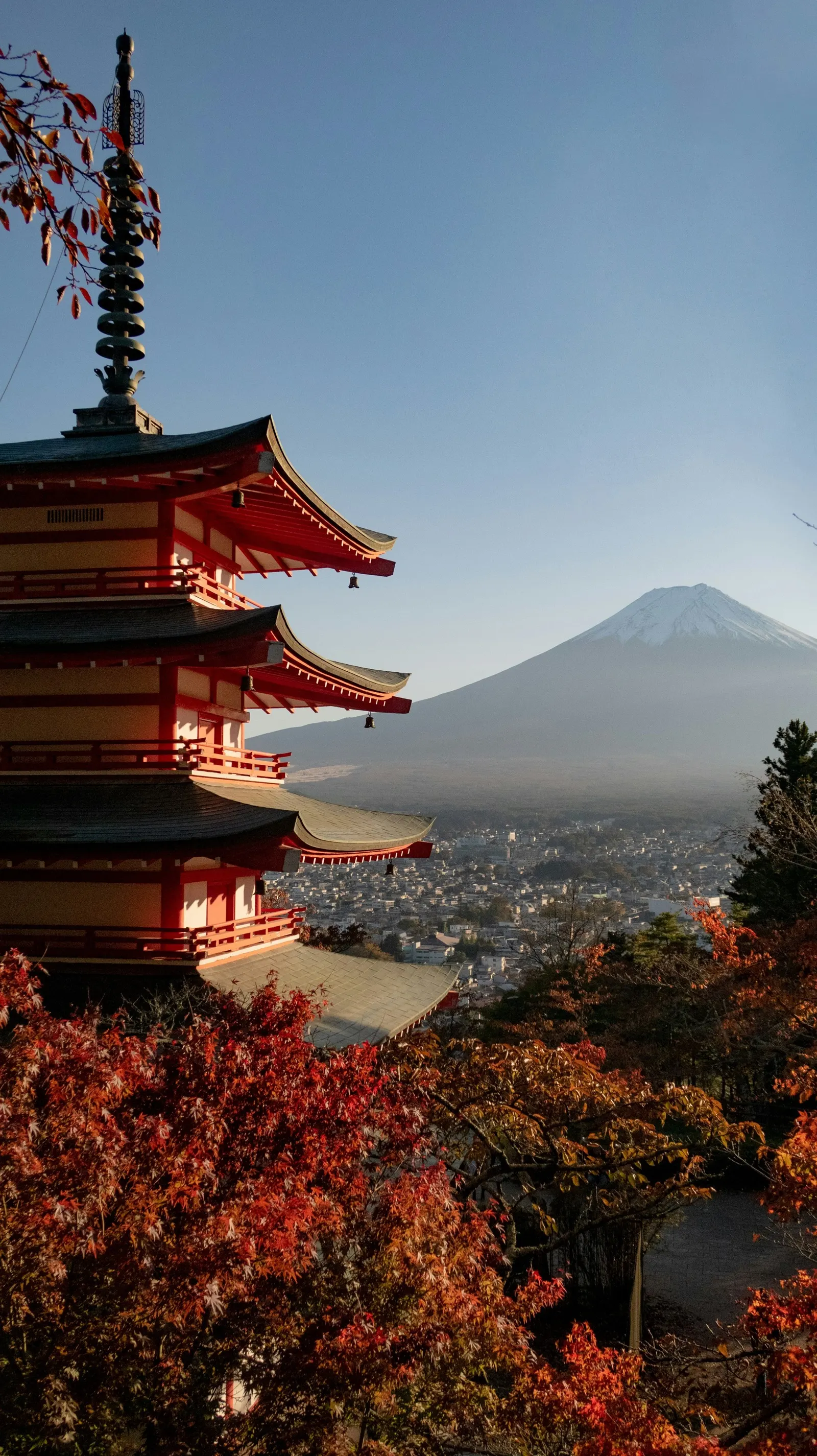 The Chureito Pagoda in autumn with Mount Fuji behind it, Fujiyoshida, Japan